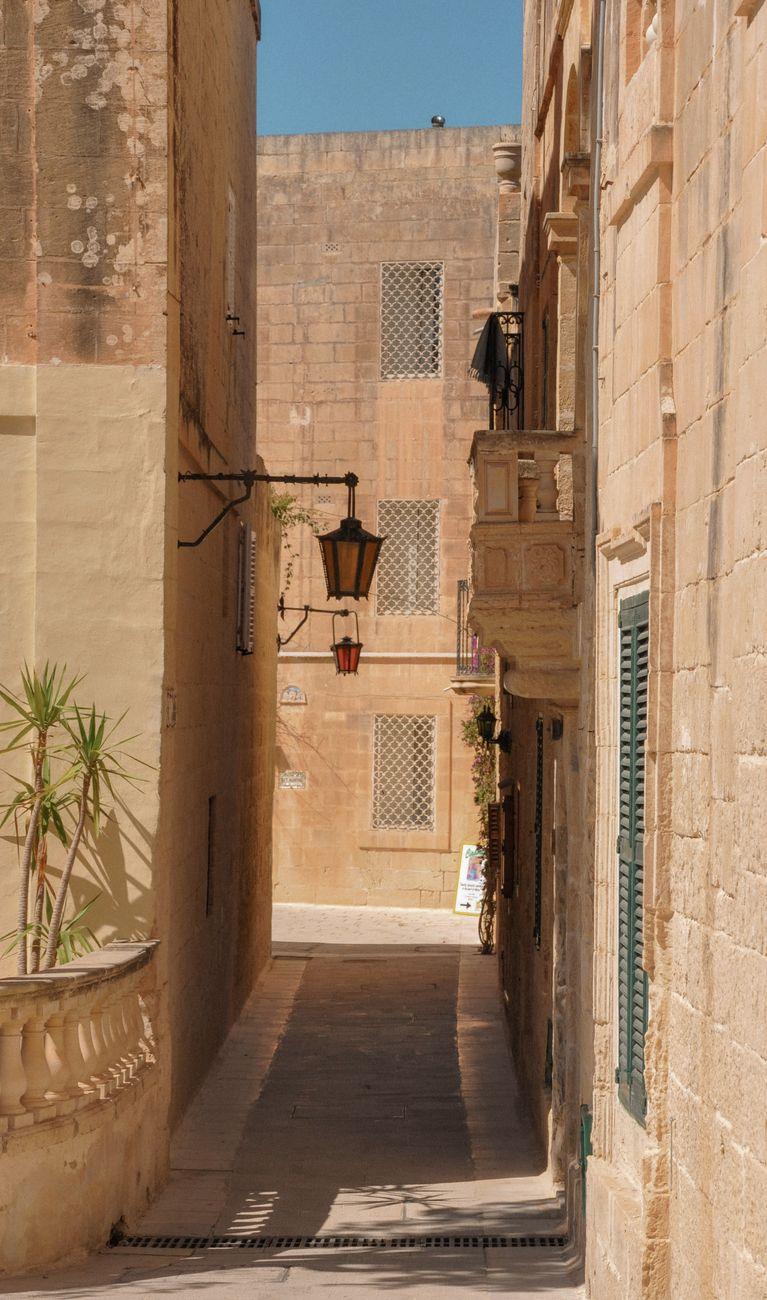 A quiet Mdina alley